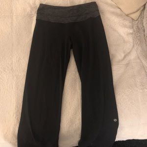 LULULEMON FLARE LEGGINGS (reversible)
